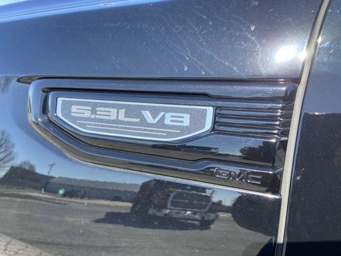 Used 2024 GMC Sierra 1500 Pro w/ Graphite Edition AWD/4WD image 34