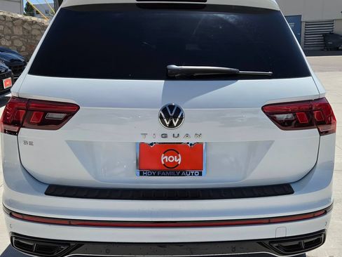 Used 2024 Volkswagen Tiguan SE R-Line FWD image 8