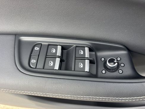 Used 2025 Audi Q7 3.0T Premium Plus image 24