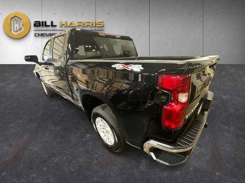 Used 2025 Chevrolet Silverado 1500 LT AWD/4WD image 12