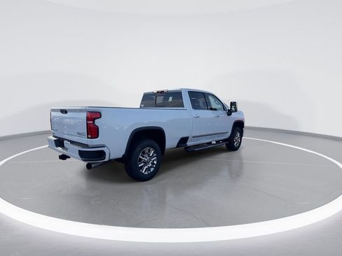 New 2026 Chevrolet Silverado 3500 High Country w/ High Country Premium Package AWD/4WD image 8