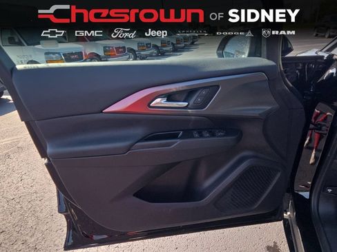 Used 2024 Chevrolet Equinox EV RS FWD image 19
