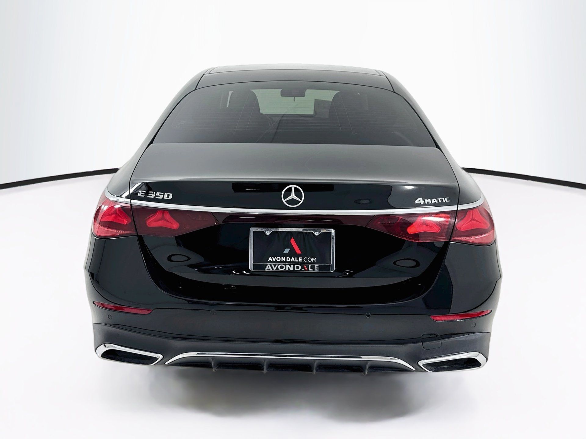 Used 2025 Mercedes-Benz E 350 4MATIC Sedan image 7