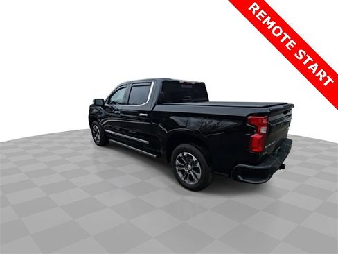 Used 2023 Chevrolet Silverado 1500 High Country w/ Technology Package image 6