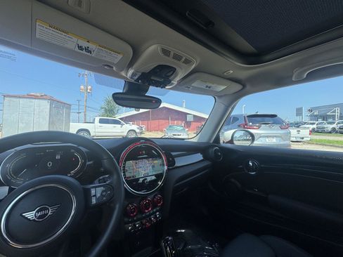 Used 2022 MINI Cooper SE w/ Driver Assistance Package FWD image 23