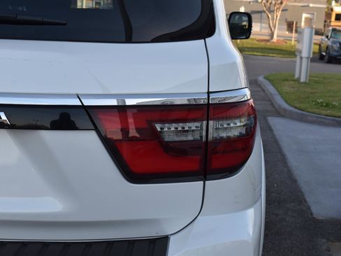 Used 2024 Nissan Armada SV image 11