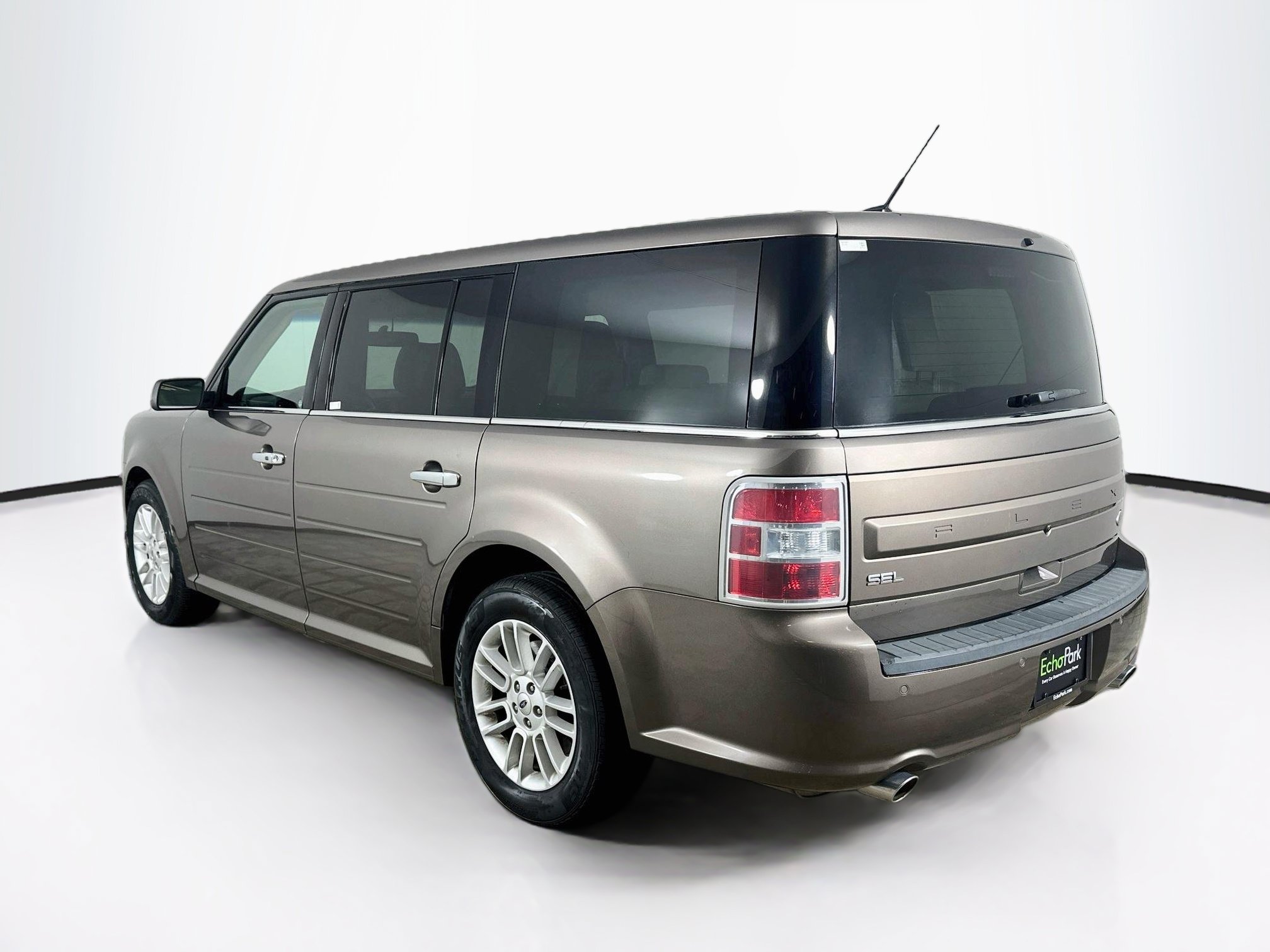 Used 2019 Ford Flex SEL w/ Equipment Group 202A FWD image 5