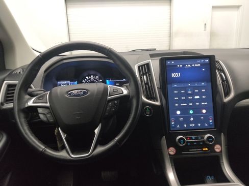 Used 2023 Ford Edge SEL image 22