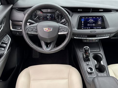 Used 2020 Cadillac XT4 Sport w/ Cold Weather Package image 27