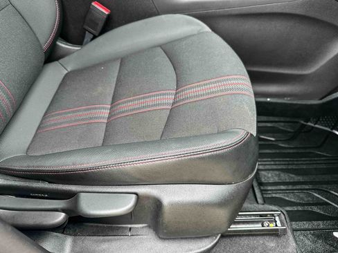 Used 2023 Chevrolet Equinox RS FWD image 24