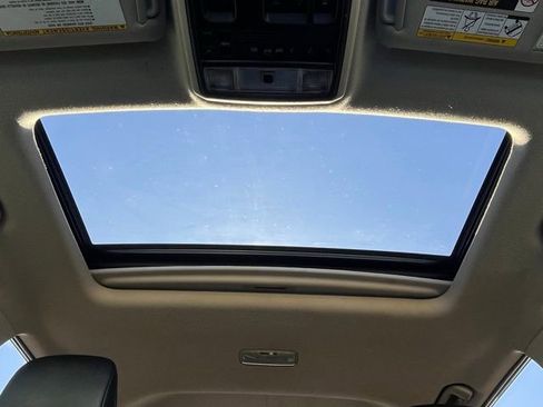 Used 2023 Toyota 4Runner Limited image 14