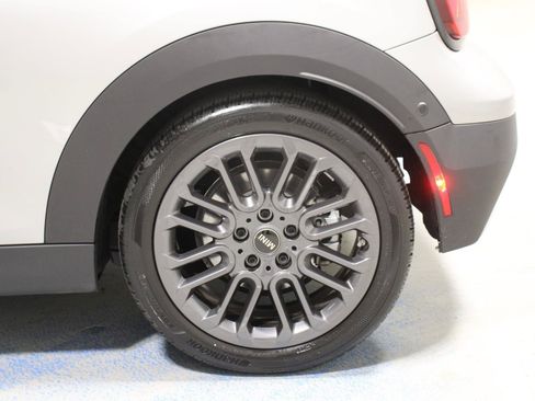 Used 2026 MINI Cooper S FWD image 32