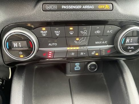 Used 2021 Ford Escape SEL image 29