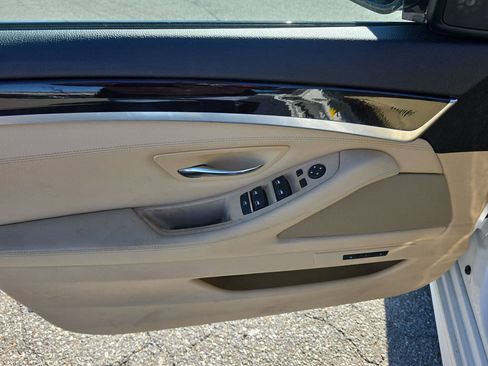 Used 2012 BMW 550i 550i image 19