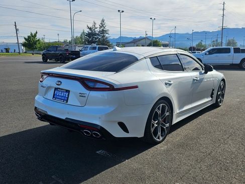 Used 2018 Kia Stinger GT2 AWD/4WD image 6