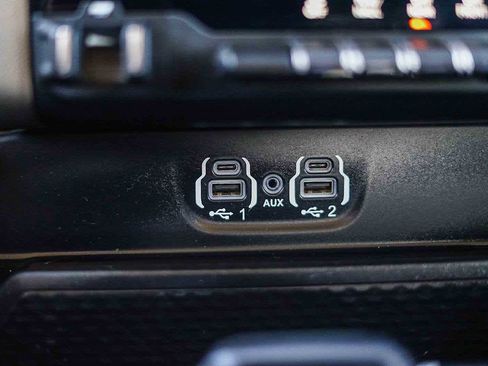 Used 2020 RAM 1500 Laramie image 27