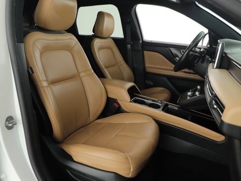 Used 2020 Lincoln Corsair Reserve image 19