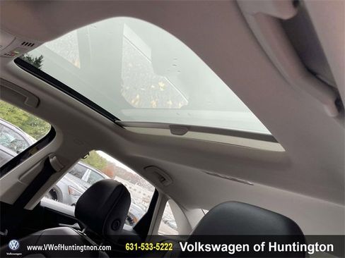 Certified 2022 Volkswagen Jetta SE image 17