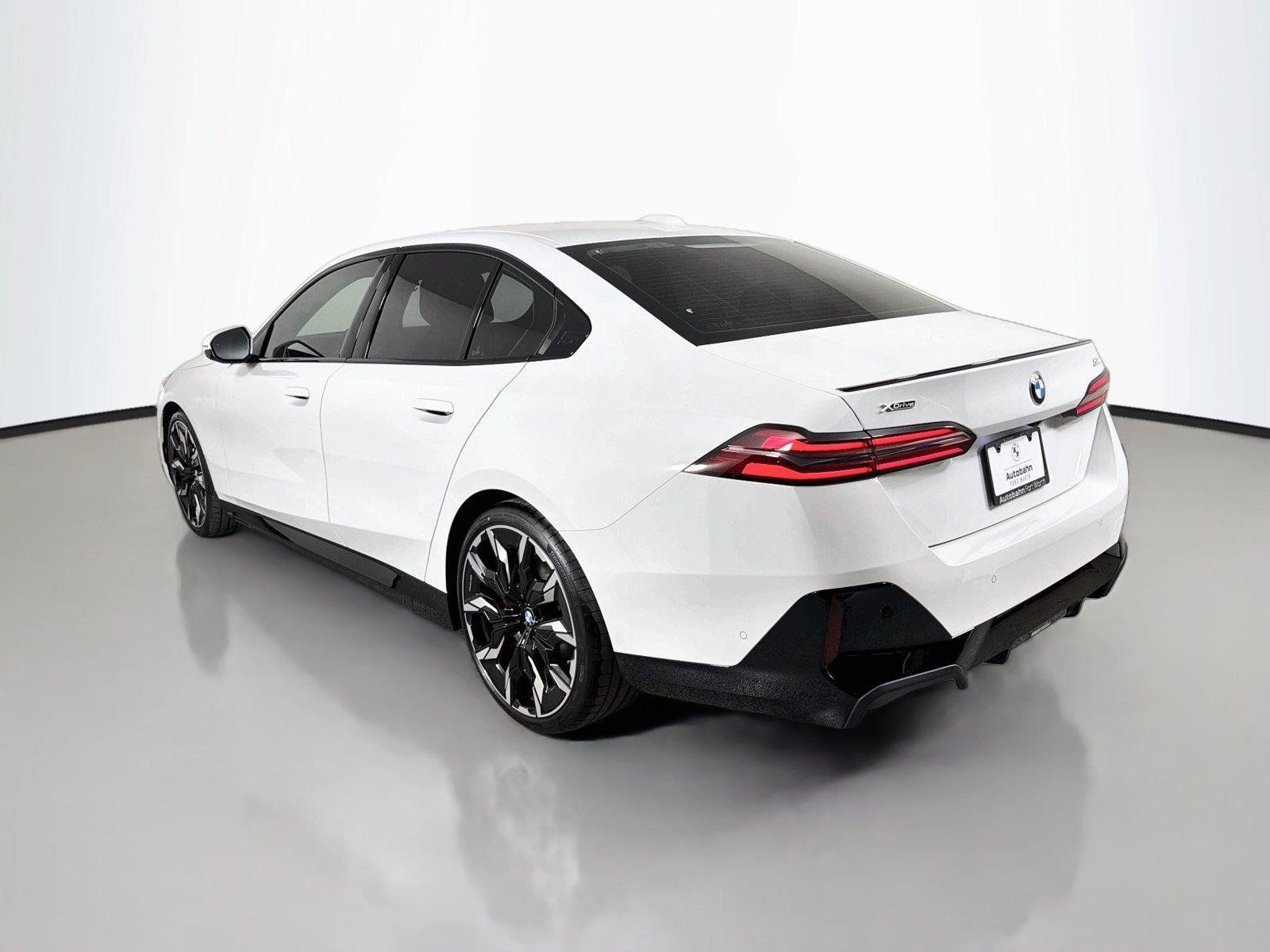 New 2027 BMW 540i xDrive w/ M Sport Package AWD/4WD image 7