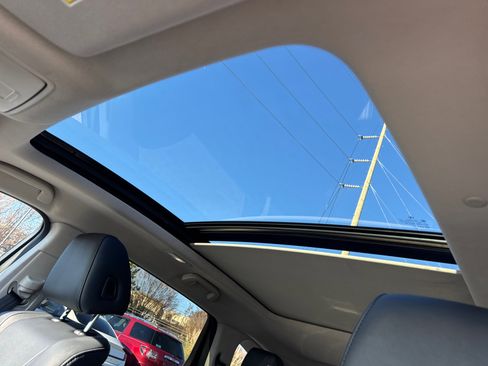 Used 2022 Acura MDX SH-AWD image 32