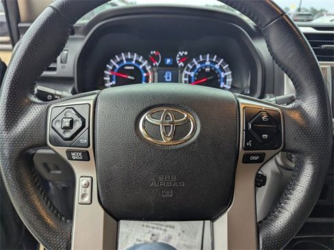 Used 2019 Toyota 4Runner image 21
