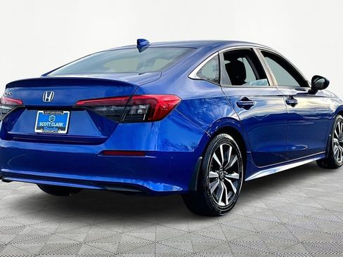 Used 2022 Honda Civic EX image 6