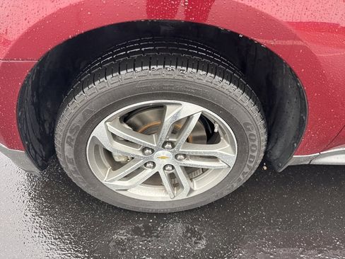 Used 2016 Chevrolet Equinox LTZ w/ Enhanced Convenience Package image 8