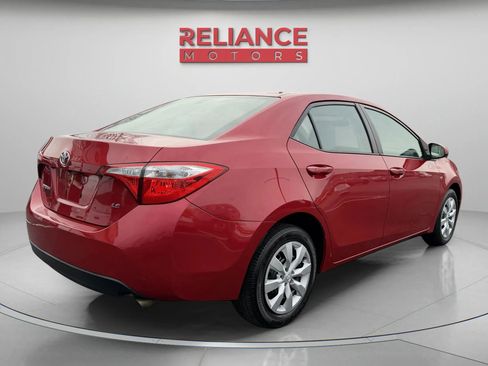 Used 2015 Toyota Corolla LE image 6