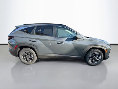 New 2026 Hyundai Tucson SEL image 2