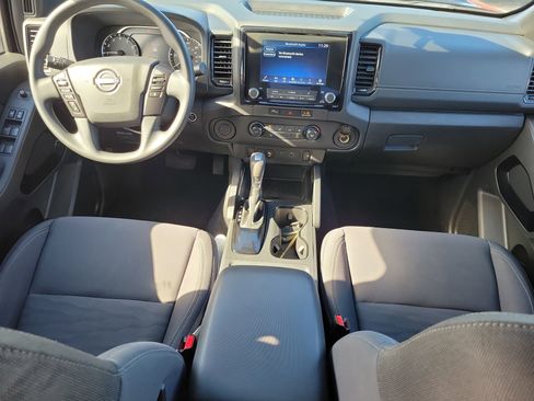 Certified 2023 Nissan Frontier SV w/ Midnight Edition Package image 16