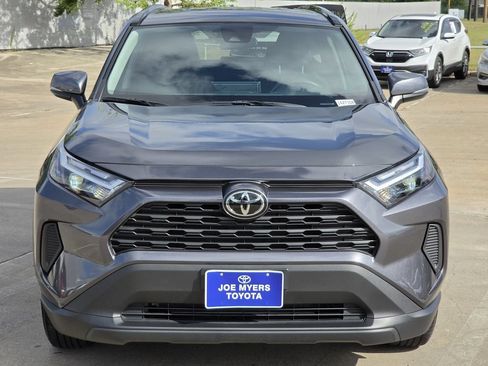Used 2025 Toyota RAV4 XLE FWD image 3