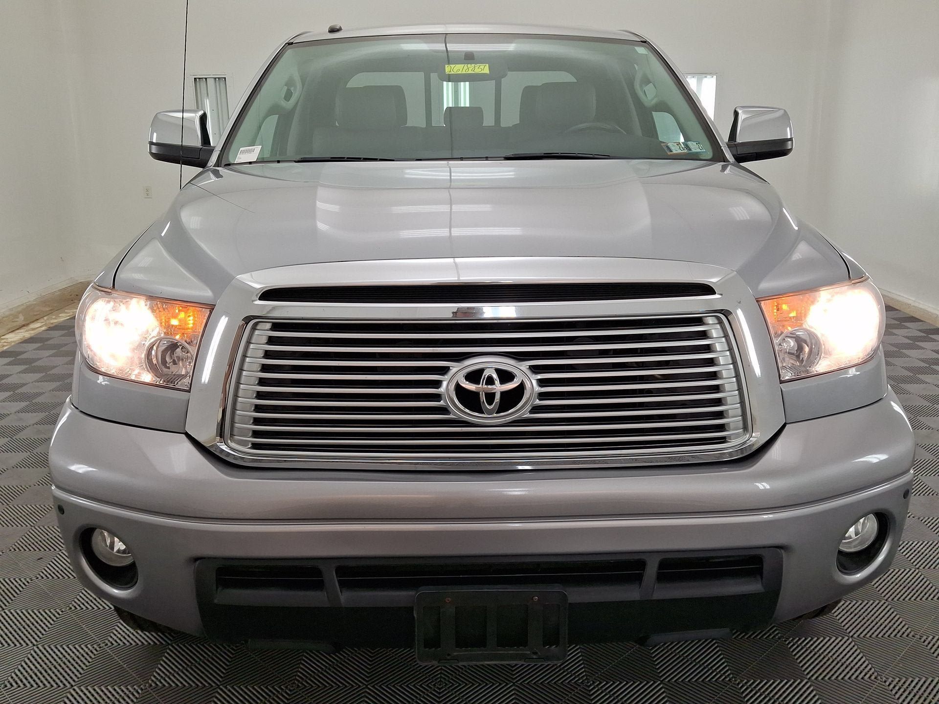 Used 2011 Toyota Tundra Limited w/ TRD Off-Road Pkg AWD/4WD image 27