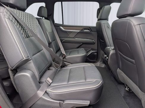 Certified 2024 GMC Acadia Denali image 11