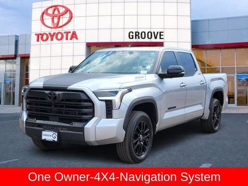 Used 2025 Toyota Tundra Limited AWD/4WD image 1