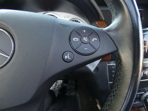 Used 2012 Mercedes-Benz GLK 350 2WD image 72