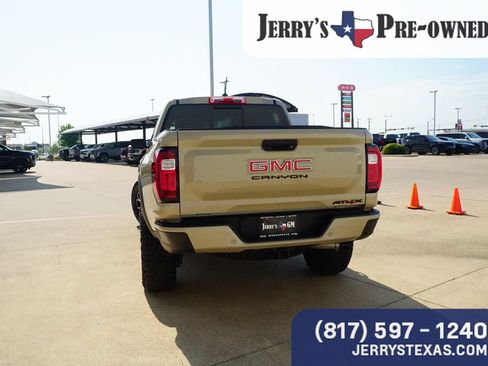 Used 2024 GMC Canyon AT4X AWD/4WD image 4