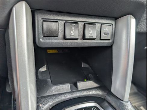 Used 2024 Toyota Corolla Cross XLE FWD image 20