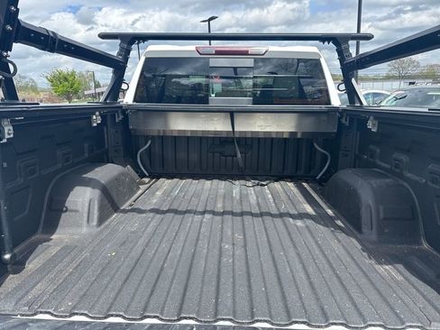 Used 2024 Chevrolet Silverado 1500 LTZ AWD/4WD image 21