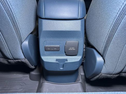 New 2025 Ford Maverick XLT w/ XLT Luxury Package FWD image 23