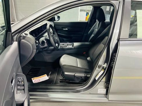 New 2026 Nissan Sentra SV w/ SV Convenience Package FWD image 21
