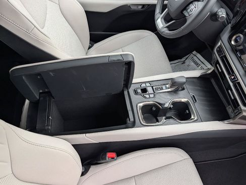 Certified 2025 Lexus RX 350 Premium w/ Kick Sensor & Tow Package AWD/4WD image 24