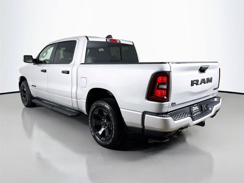 New 2026 RAM 1500 Express AWD/4WD image 10