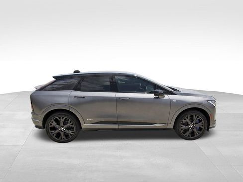 New 2026 Cadillac Optiq V w/ Magnus Launch Edition AWD/4WD image 5