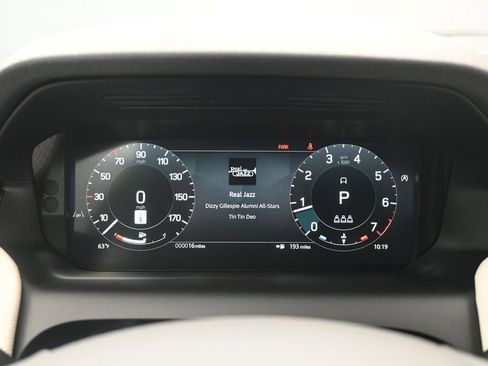 New 2026 Land Rover Discovery Sport Landmark AWD/4WD image 16