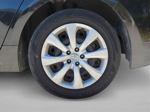 Certified 2021 Toyota Corolla LE image 9