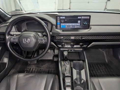 Used 2023 Honda Accord Sport image 17