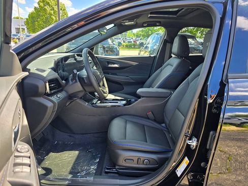New 2026 Buick Envista Sport Touring w/ Convenience I Package FWD image 22