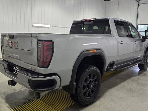 Used 2025 GMC Sierra 3500 AT4 w/ AT4 Premium Plus Package AWD/4WD image 3