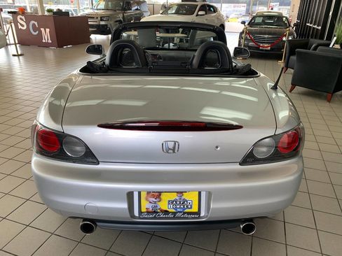 Used 2002 Honda S2000 image 5