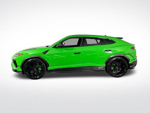 Used 2024 Lamborghini Urus Performante AWD/4WD image 2